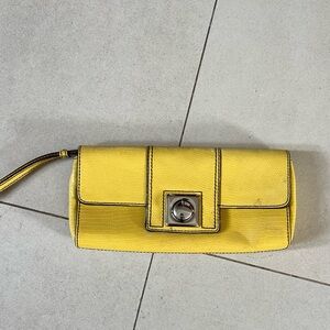 Vintage Banana Republic Yellow leather clutch bag